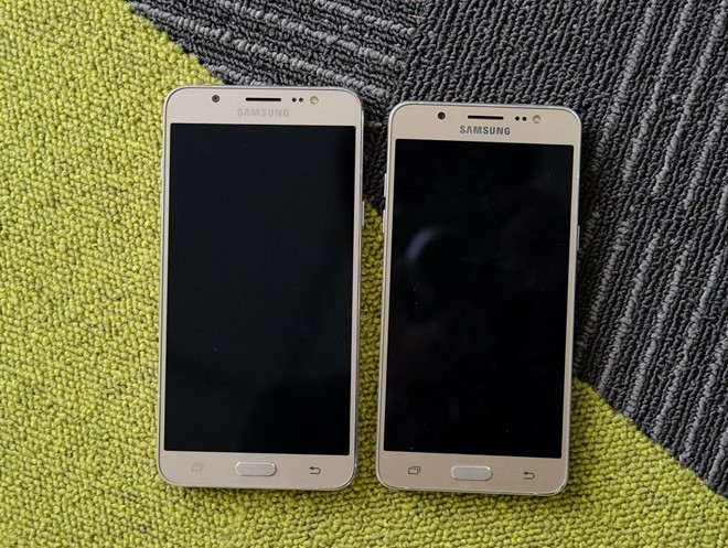 Mo hop dien thoai Samsung Galaxy J5 va J7 phien ban 2016-Hinh-3