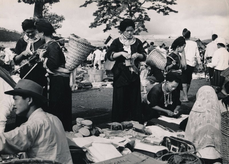 Anh dep moi cong bo ve Dong Duong thap nien 1950