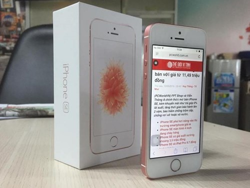 Soi iPhone SE vang hong “chinh hang” o VN