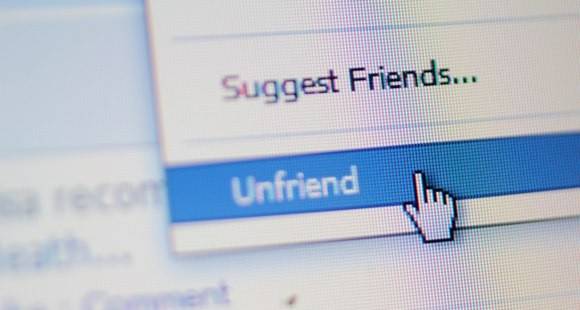 5 ly do nen unfriend bot ban be tren Facebook