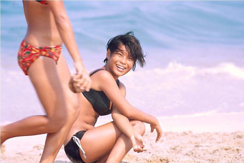 Anh doc ve nguoi dep bikini o Nha Trang nam 1968-Hinh-2