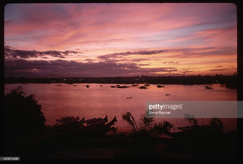 Hinh anh kho quen ve xu Hue dau thap nien 1990-Hinh-9