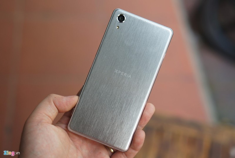 Tren tay dien thoai Sony Xperia X Performance vua ve Viet Nam-Hinh-11