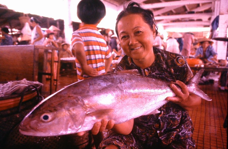 Nhung hinh anh kho quen ve mien Trung nam 1995-Hinh-9