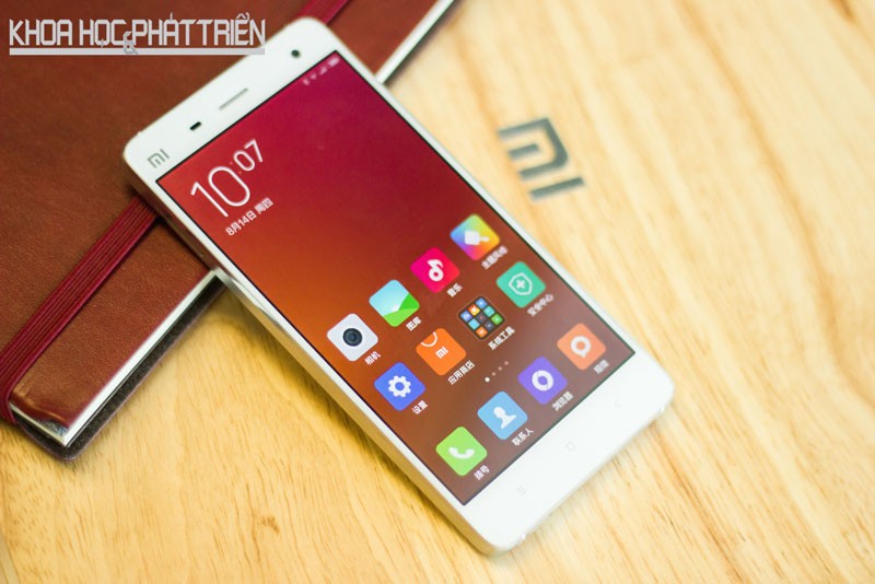 Kham pha dien thoai Xiaomi Mi 4 cau hinh manh gia sieu re-Hinh-19