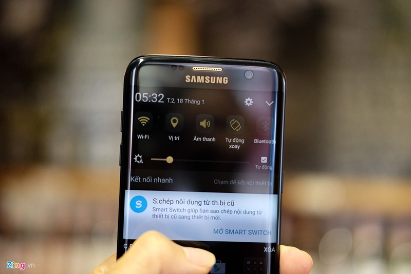 Mo hop dien thoai Samsung Galaxy S7 edge ban Batman chinh hang-Hinh-13