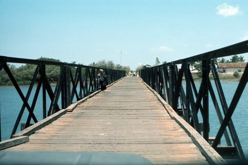 Loat anh an tuong ve Mui Ne nam 1971-Hinh-18