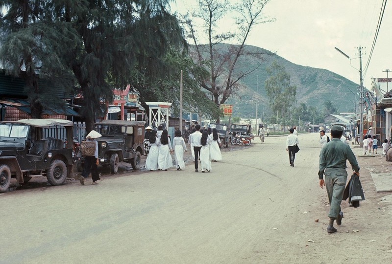 Hinh anh khong the quen ve Quy Nhon nam 1968-Hinh-7