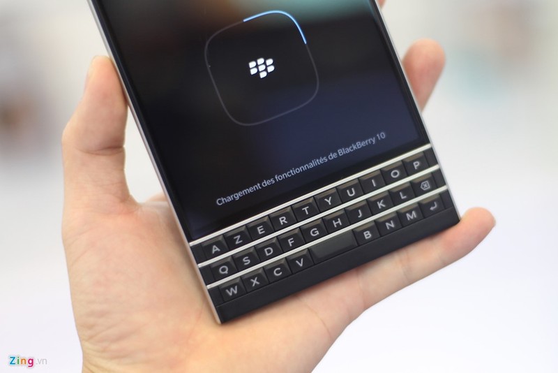 Dap hop BlackBerry Passport “dai ha gia” vua ve Viet Nam-Hinh-6