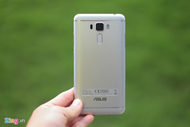 Soi dien thoai Asus Zenfone 3 Laser vua len ke tai Viet Nam-Hinh-8