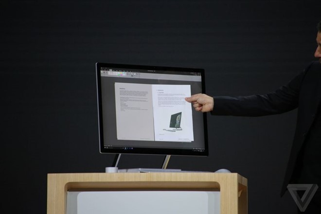 Soi may tinh Surface Book Studio gia khung Microsoft vua ra mat-Hinh-2