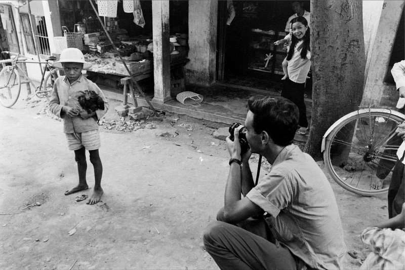 Xu Hue nam 1965 net cang trong anh cua Bill Eppridge-Hinh-4