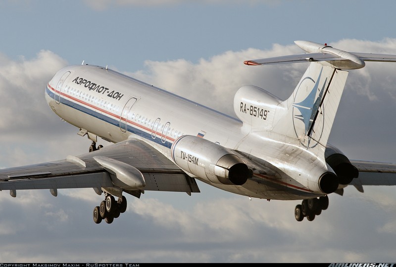 Qua khu hao hung cua dong may bay Tupolev Tu-154