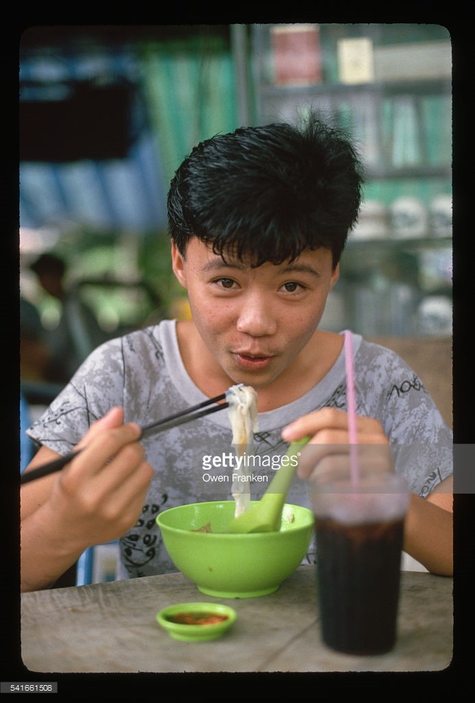 Sai Gon dau thap nien 1990 trong anh nguoi Phap (2)-Hinh-2