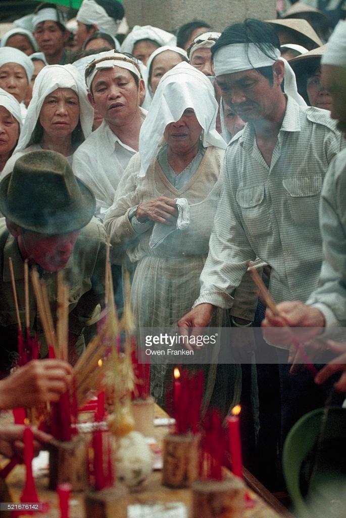 Boi hoi ngam anh than thuong ve Ha Noi nhung nam 1990-Hinh-13