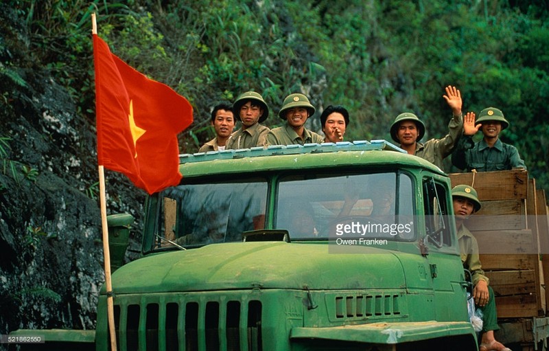 Loat anh tuyet voi ve ba mien Viet Nam dau thap nien 1990 (2)-Hinh-12
