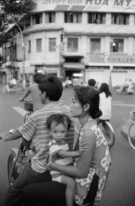 Anh kho quen ve Sai Gon nam 1990 cua John Vink (1)-Hinh-19