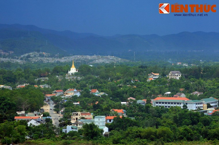 Lang ngam phong canh xu Hue tu dinh nui Ngu-Hinh-6