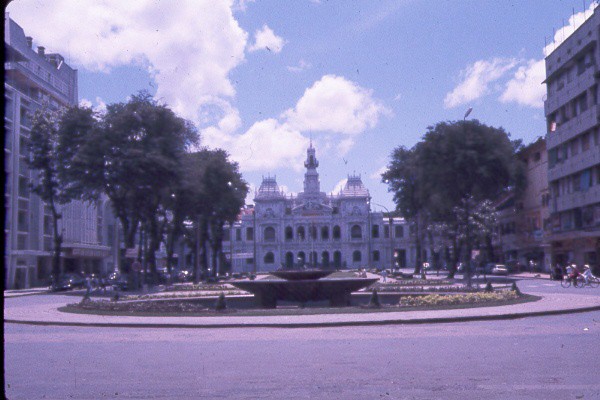 Sai Gon nam 1963 - 1964 trong anh cua Jack Waer (1)-Hinh-8