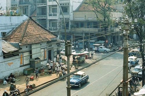 Anh doc ve nan lan chiem via he Sai Gon truoc 1975 (2)-Hinh-4