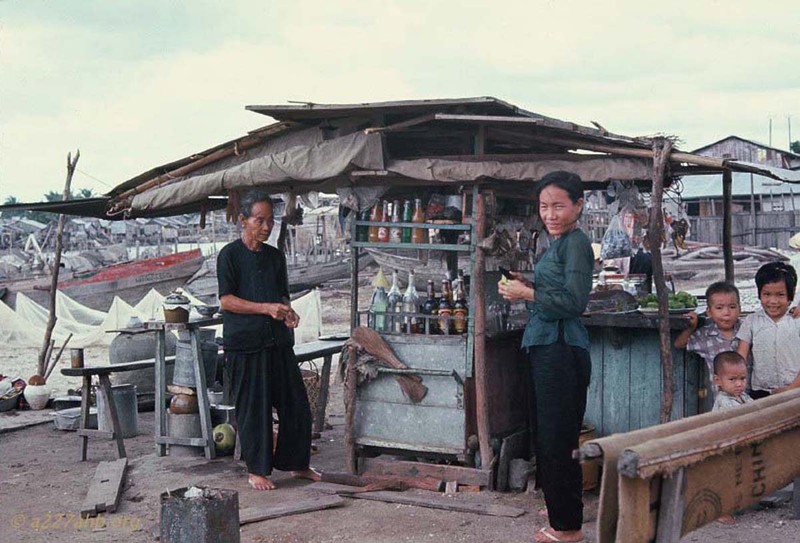 Anh doi thuong thu vi ve Phan Thiet 1967 cua Bob Kelly (1)-Hinh-4