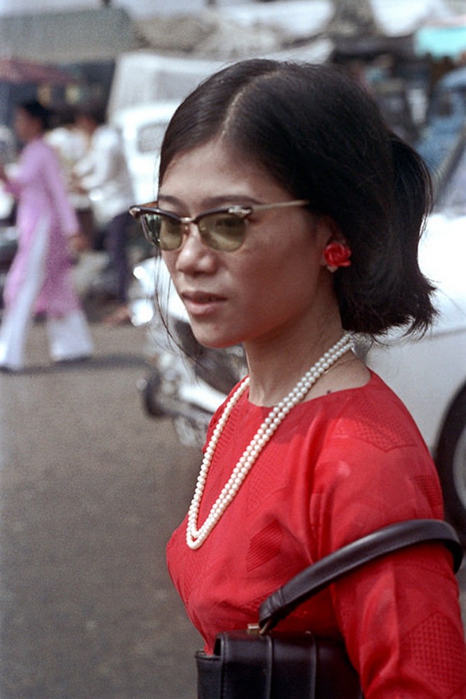 Loat anh doc ben trong cho Ben Thanh nam 1973 (1)-Hinh-10