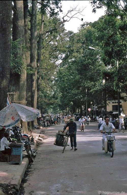 Anh cuc chat ve via he Ha Noi dau nhung nam 1990 (2)-Hinh-19