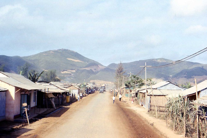 Anh mau net cang ve Da Nang nam 1966 (2)-Hinh-9