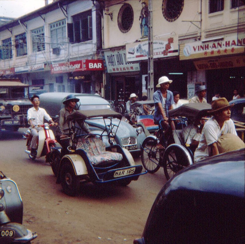 Anh dep ve Sai Gon nam 1966 trong anh Jon W. Madzelan-Hinh-13