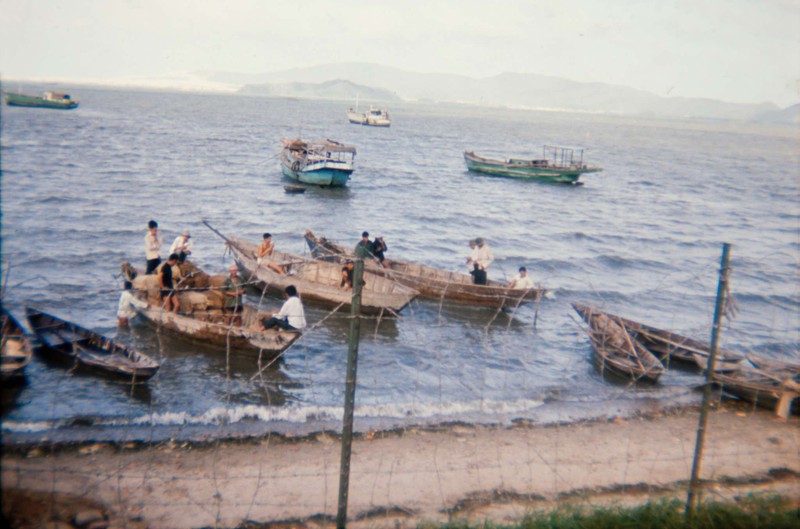 Anh dep ve Quy Nhon nam 1965 cua Tom Robinson (2)-Hinh-12