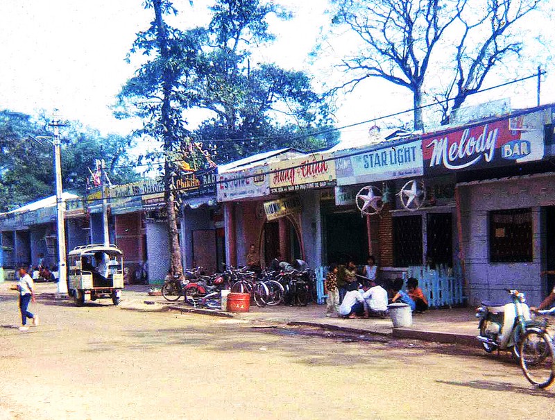 Anh doi thuong thu vi o Vung Tau nam 1967 (2)-Hinh-2