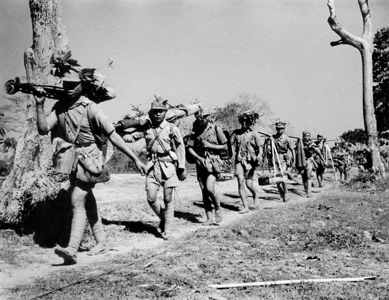 Myanmar nam 1942 qua ong kinh phong vien Anh (1)-Hinh-6