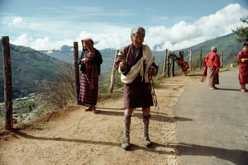 Anh doc ve cuoc song o xu so Bhutan nam 1992 (1)-Hinh-4