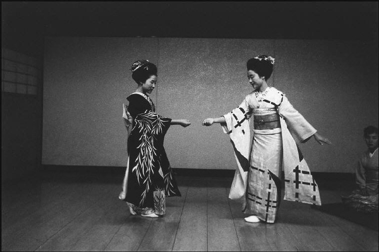 Kham pha the gioi bi mat cua geisha Nhat Ban nam 1956-Hinh-4