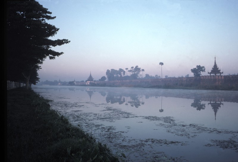 Cuoc song day sac mau o Myanmar thap nien 1970 - 1990 (1)-Hinh-5