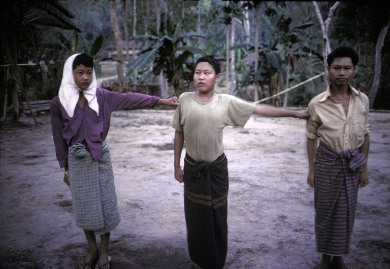 Cuoc song day sac mau o Myanmar thap nien 1970 - 1990 (2)-Hinh-12