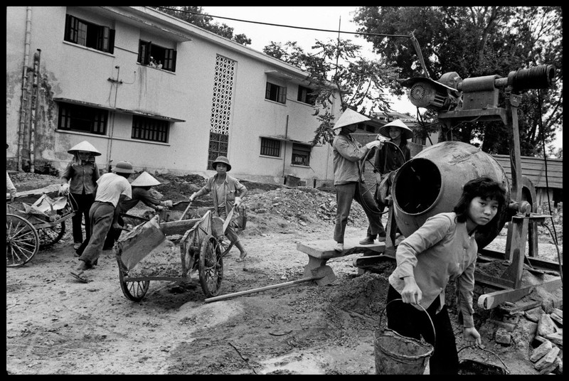 Viet Nam nam 1975 trong anh cua phong vien Iran (1)-Hinh-10