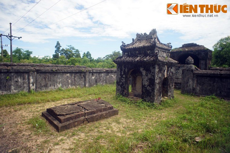 Tham lang mo phi tan noi tieng duoi trieu vua Tu Duc-Hinh-12