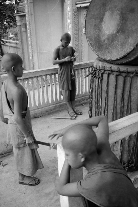 Loat anh de doi ve thanh pho Vientiane thap nien 1990 (1)-Hinh-6