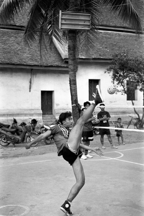 Loat anh de doi ve thanh pho Vientiane thap nien 1990 (2)-Hinh-5
