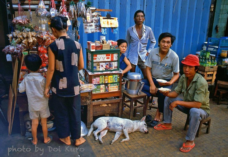 Anh doc ve cho meo o Sai Gon nhung nam 1989-1990-Hinh-3