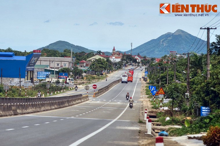 Chiem nguong canh dep dam say long nguoi o deo Ngang-Hinh-2