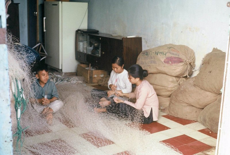 Anh: Doi thuong o Vung Tau nam 1967 qua ong kinh Tom Twitty-Hinh-18