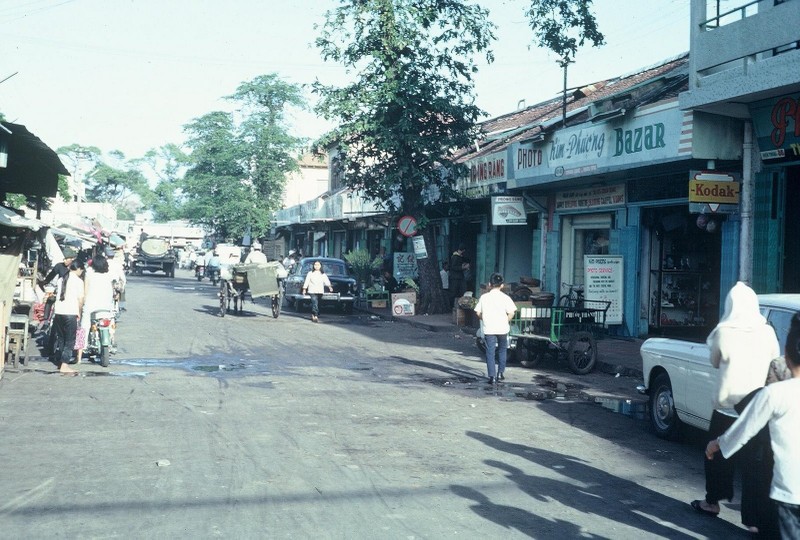 Anh: Doi thuong o Vung Tau nam 1967 qua ong kinh Tom Twitty-Hinh-4