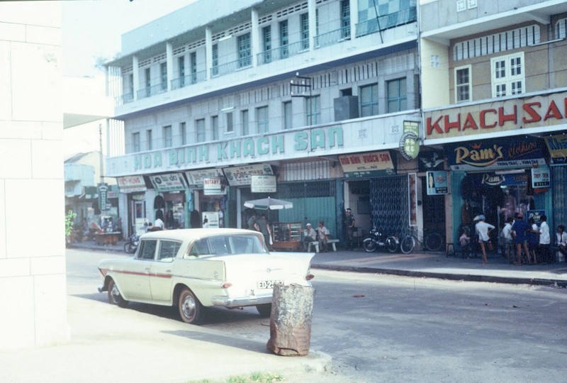 Anh: Doi thuong o Vung Tau nam 1967 qua ong kinh Tom Twitty-Hinh-6