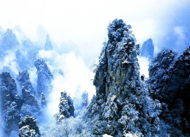 Sững sờ cảnh sắc mùa đông đẹp tựa trốn bồng lai tiên cảnh ở Trung Quốc - Ảnh 3