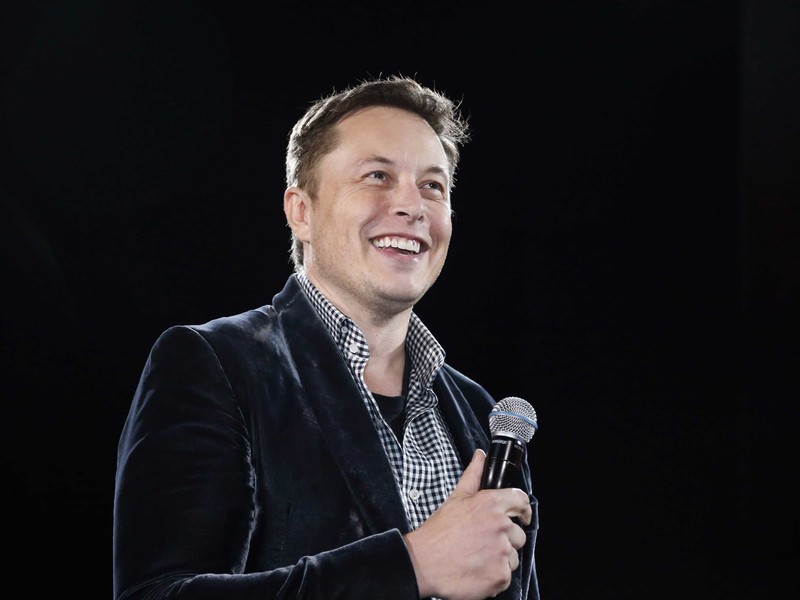 bat mi nhung bi mat "it ai ngo" ve ty phu xe dien elon musk hinh anh 1