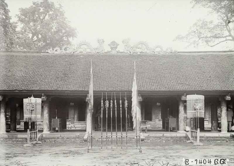 Dien mao Van Mieu - Quoc Tu Giam thap nien 1920-Hinh-9