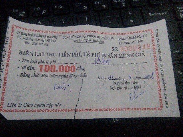 la lung xin giay xac nhan doc than phai nop le phi 100.000 dong hinh anh 1