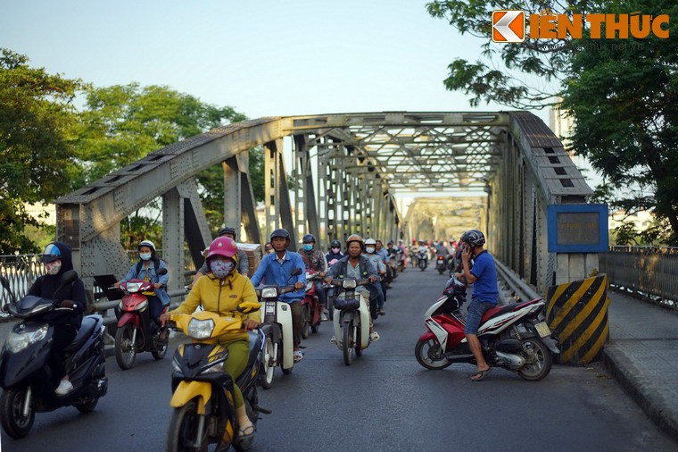 Nhung dieu it nguoi biet ve cay cau huyen thoai xu Hue-Hinh-5